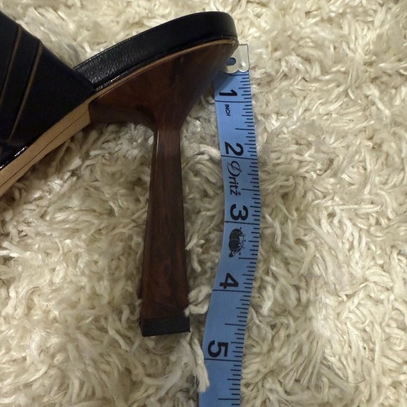 Deltan Women's Kelsea Leather Toe Loop Dress Sandals Black Size 10 M - Picture 14 of 16